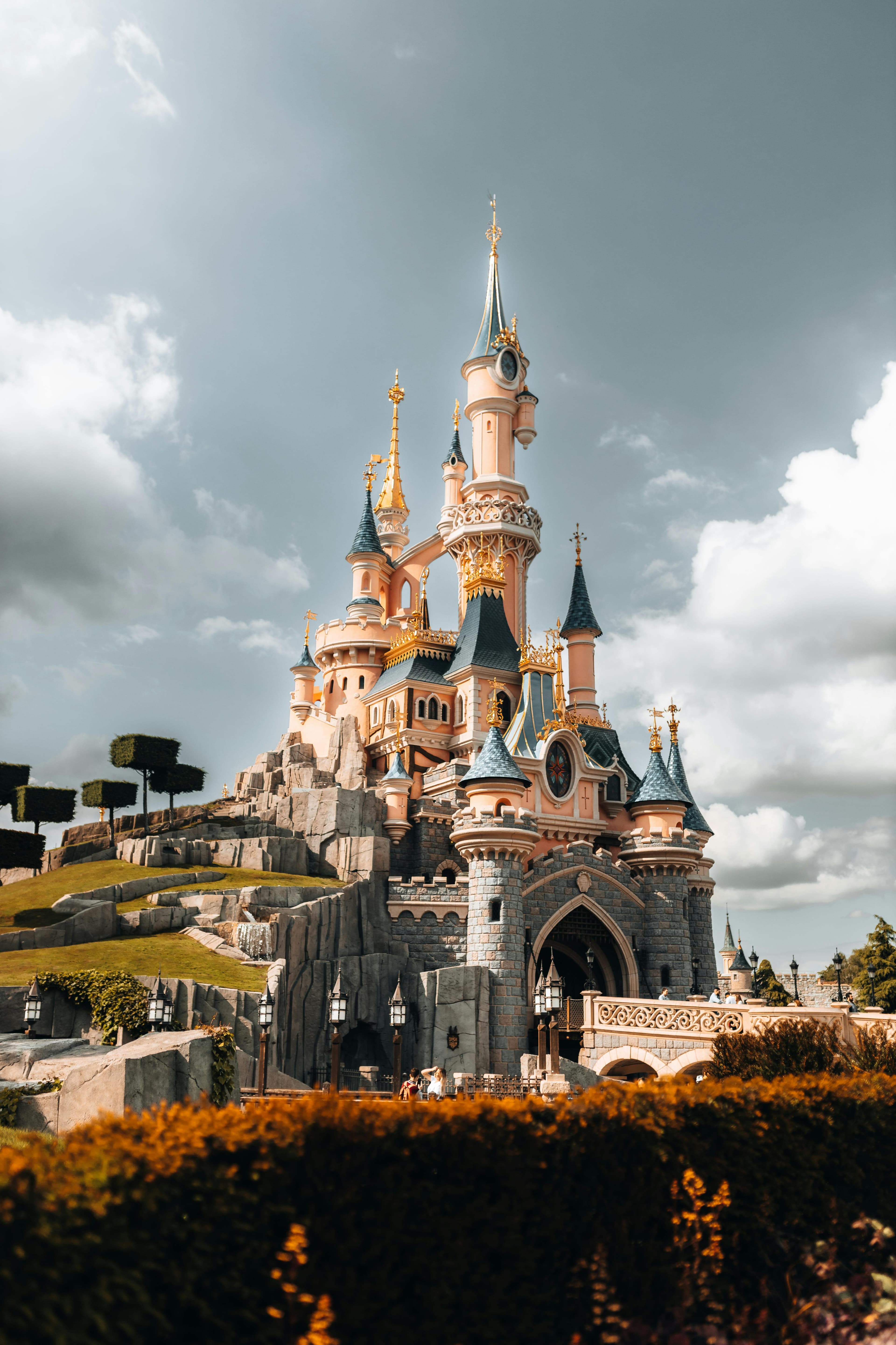 Famille en voyage vers Disneyland Paris - VTC confortable PrivateMove
